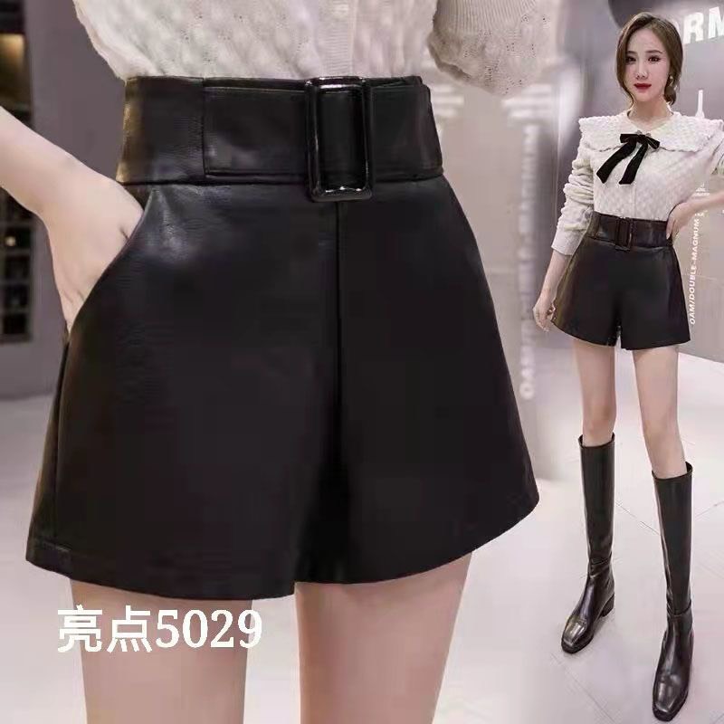 Quần đùi da 3 màu dáng A, 2 Lớp, bên trong lót vải. Mã TLB#5029