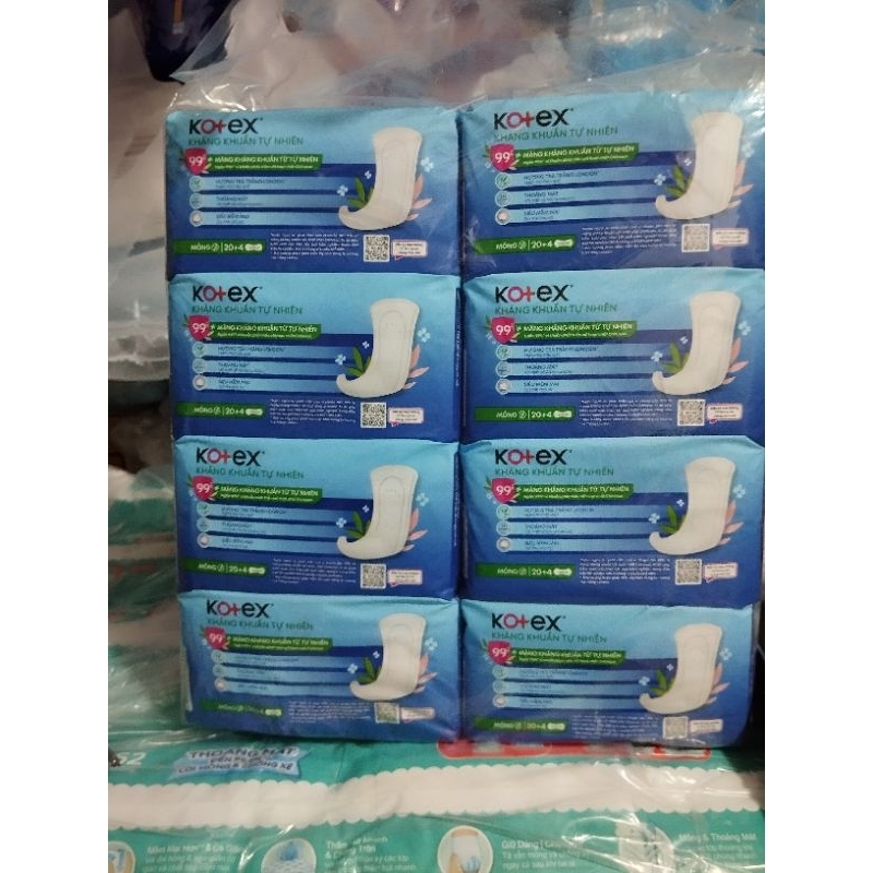 Combo 8 gói băng vệ sinh hàng ngày kháng khuẩn Kotex 20miếng/gói 15.5cm