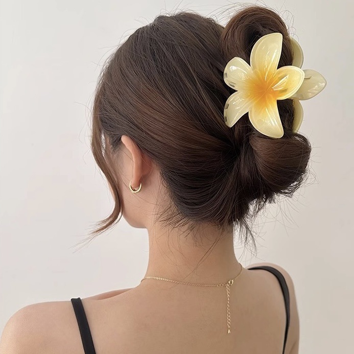 Kẹp tóc hoa sứ hoa ly iLita kẹp càng cua đẹp cho nữ đẹp hottrend nhiều màu sắc phong cách Hawaii 8cm nhiều màu