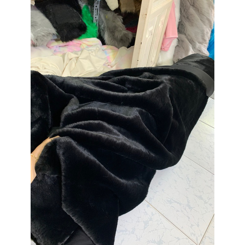 Thảm lông màu đen lông ngắn , thảm lông mịn , thảm lông trải tủ điện thoại , thảm lông may áo lông