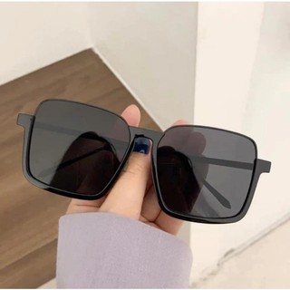 Kính Mát Râm Nữ Đi Biển Gọng Đen Màu Thời Trang Hàn Quốc Cho Nữ