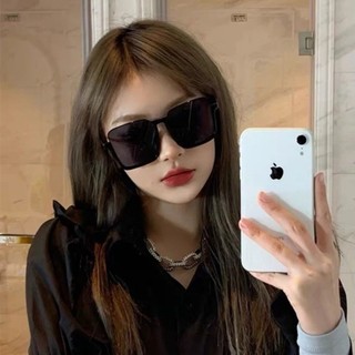 Kính Mát Râm Nữ Đi Biển Gọng Đen Màu Thời Trang Hàn Quốc Cho Nữ