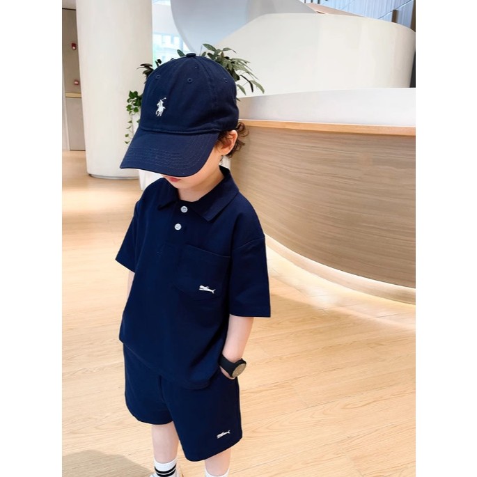 Bộ quần áo polo  thêu hình cá mập chất vải thông hơi 3 màu cho bé đi học đi chơi size 13-33kg, quần áo trẻ em