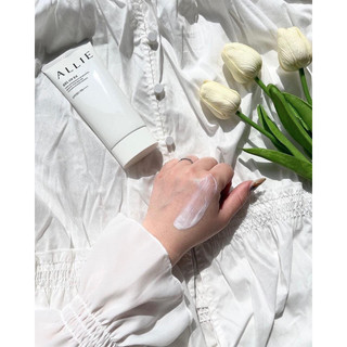 Kem chống nắng Kanebo Allie Uv của Nhật, Extra UV Gel, 90g