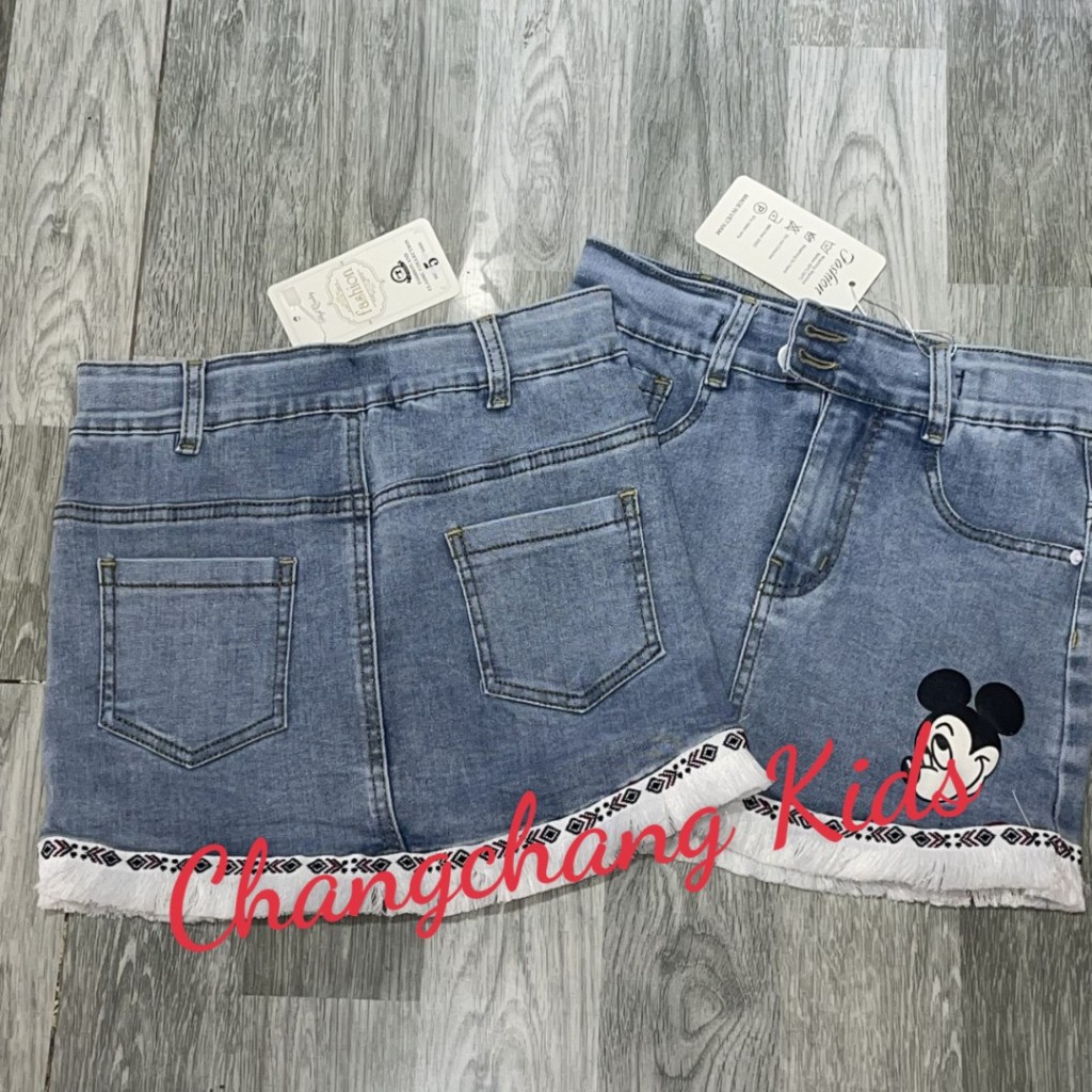 Hàng thiết kế Chân váy jean mickey cho bé chuẩn hàng size nhỏ đến đại và mẹ bé 2t đến 10,12,13,14,15 tuổi