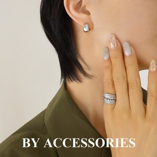 Bông tai nữ titan kiểu chữ C hình bán nguyệt trơn đơn giản mạ vàng 18K thời trang không gỉ WE2434 BY ACCESSORIES