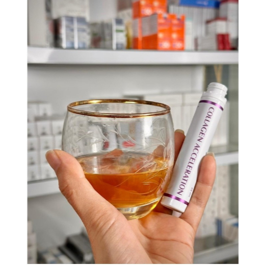 Hộp 30 Ống Nước Uống Elegant Collagen Acceleration Pure Peptide 10.000mg Collagen Cá Thụy Điển
