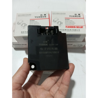 Rơ le nháy 5 chân Huyndai hàng YD điện 24v. Rơ le nháy tổng Huyndai YD.(Gía 1 chiếc)