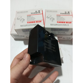 Rơ le nháy 5 chân Huyndai hàng YD điện 24v. Rơ le nháy tổng Huyndai YD.(Gía 1 chiếc)