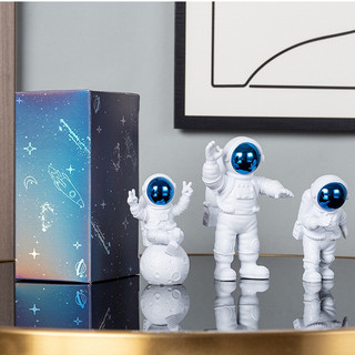 Mô Hình Phi Hành Gia Để Bàn Trang Trí Độc Đáo Hộp 3 Chiếc, Tượng Phi Hành Gia Decor Phòng Kèm Hộp Quà Tặng LABY HOME