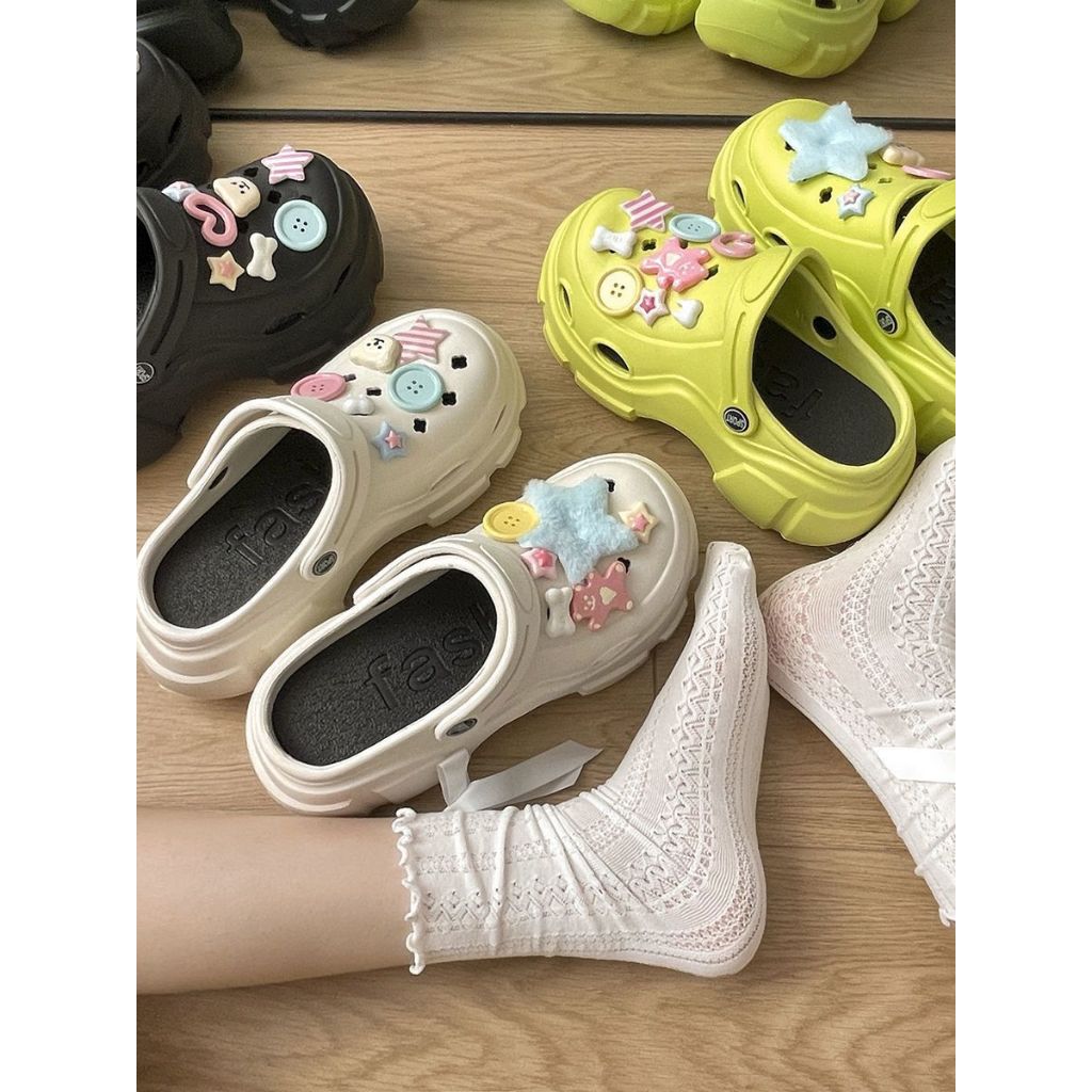 Dép nữ, Dép Cross đế cao 5cm, Dép Crocs nữ, Sticker Gấu ngôi sao cúc áo dễ thương | BigBuy360 - bigbuy360.vn
