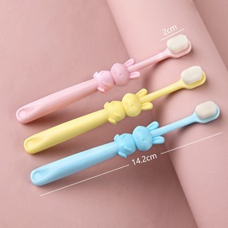 Bàn chải lông tơ siêu mềm cho bé với nhiều hình thù ngộ nghĩnh