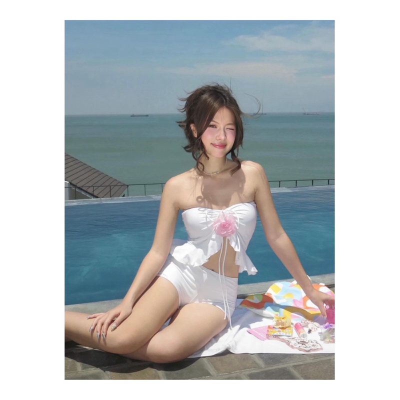 Set đi biển, set bikini màu trắng + Tặng kèm hoa