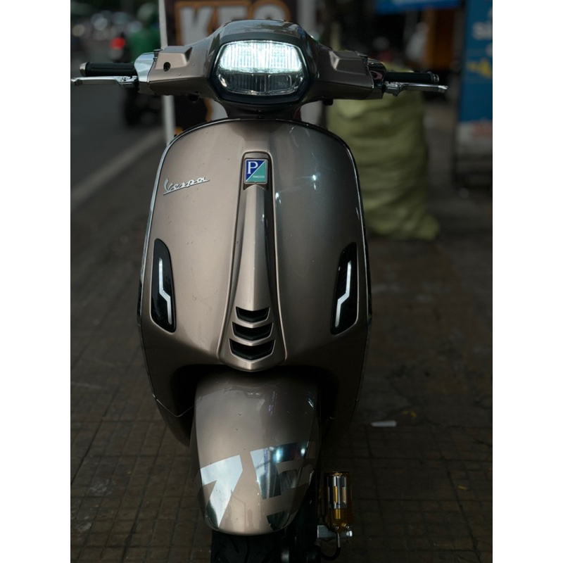 Tem số Vespa Sprint 75 năm decal Crom cao cấp