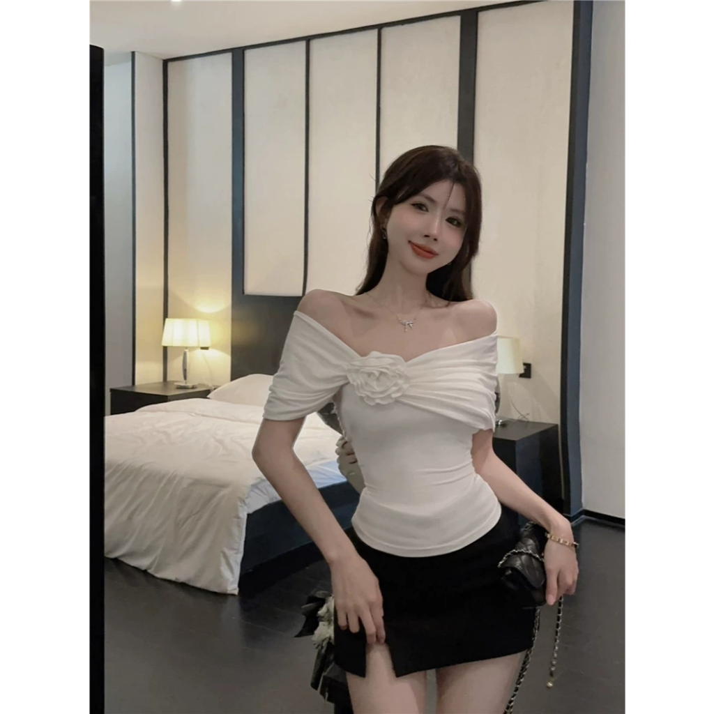 Áo Trễ Vai Tay Ngắn RANSHI Thiết Kế Hoa Đính Ngực Xinh Kiểu Dáng Ôm Sát Sexy Chất Thun Cotton Mềm Mát - RA223