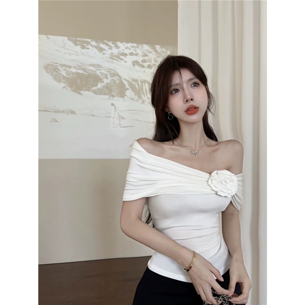 Áo Trễ Vai Tay Ngắn RANSHI Thiết Kế Hoa Đính Ngực Xinh Kiểu Dáng Ôm Sát Sexy Chất Thun Cotton Mềm Mát - RA223