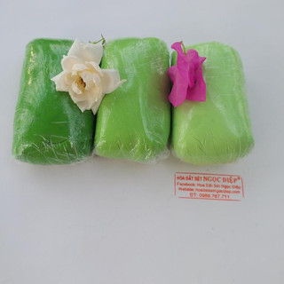 Đất sét Thái xanh  đậm tự khô 250gr (1 cục)