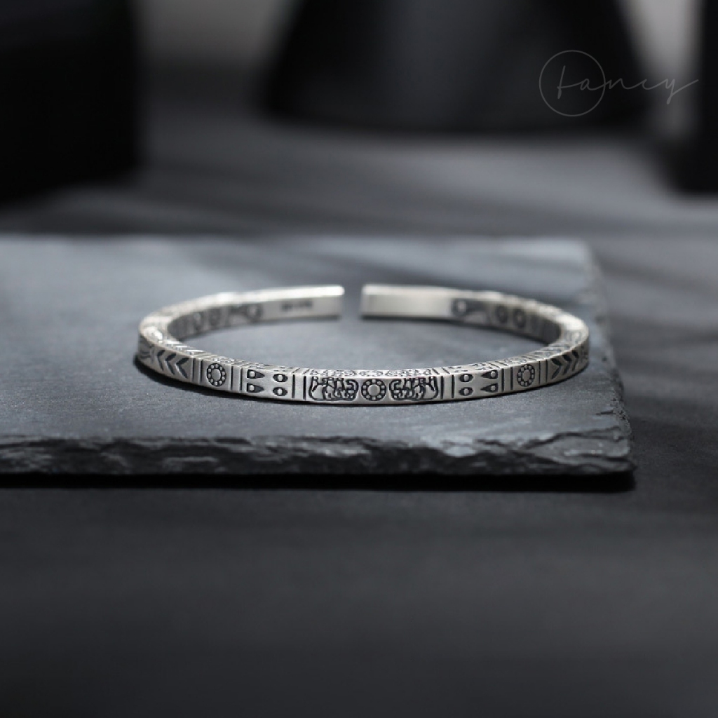 Vòng tay cuff hoa văn Fancy, lắc tay nam điêu khắc phong cách cổ điển hợp kim mạ bạc cao cấp