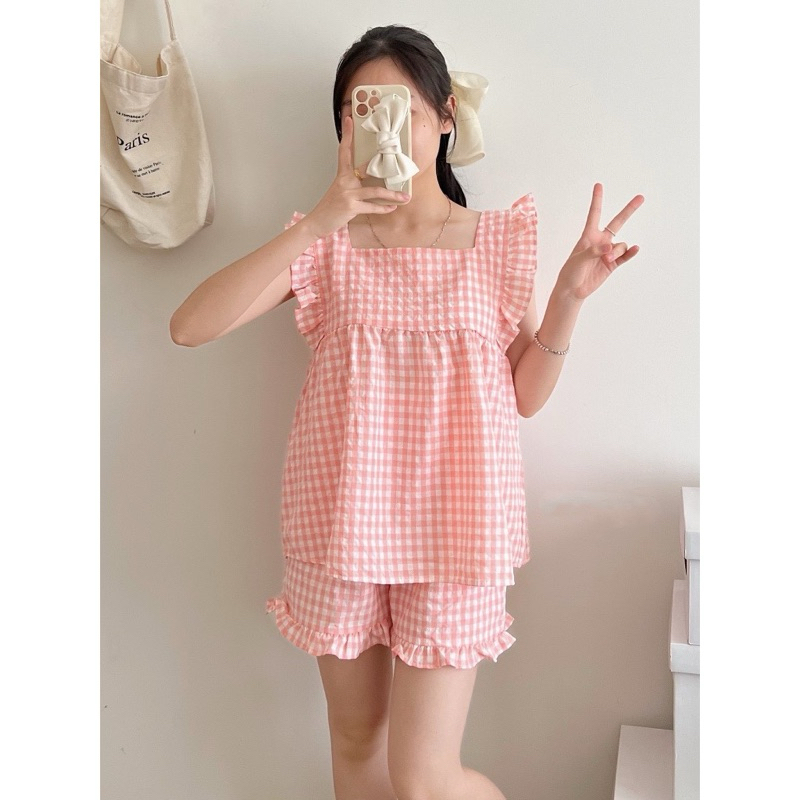 Hồng Cổ Vuông
