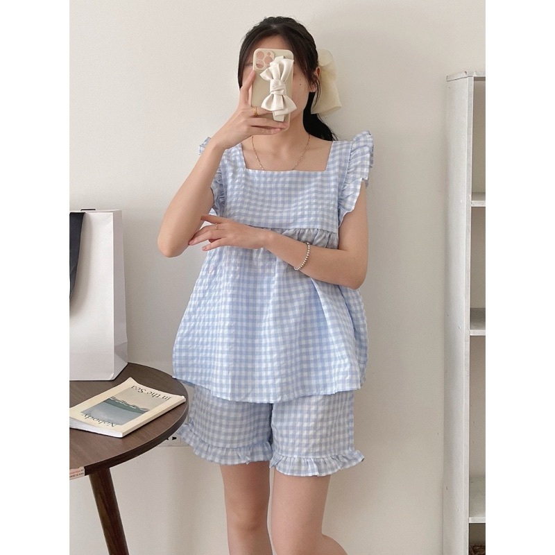 Xanh Dương Cổ Vuông