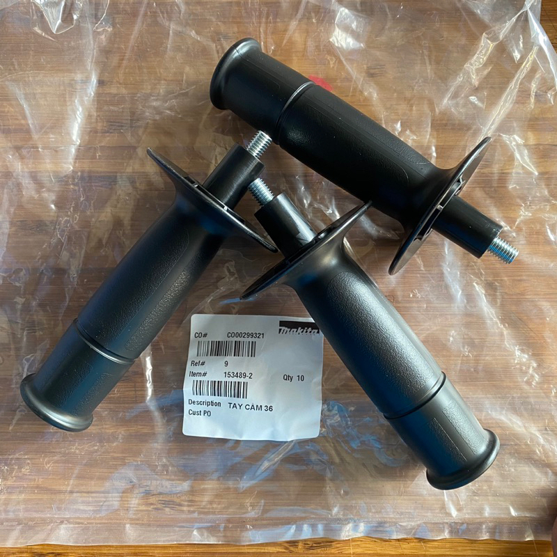 Makita OEM 153489-2 Grip – Replacement Handle For 9557NB Angle Grinder