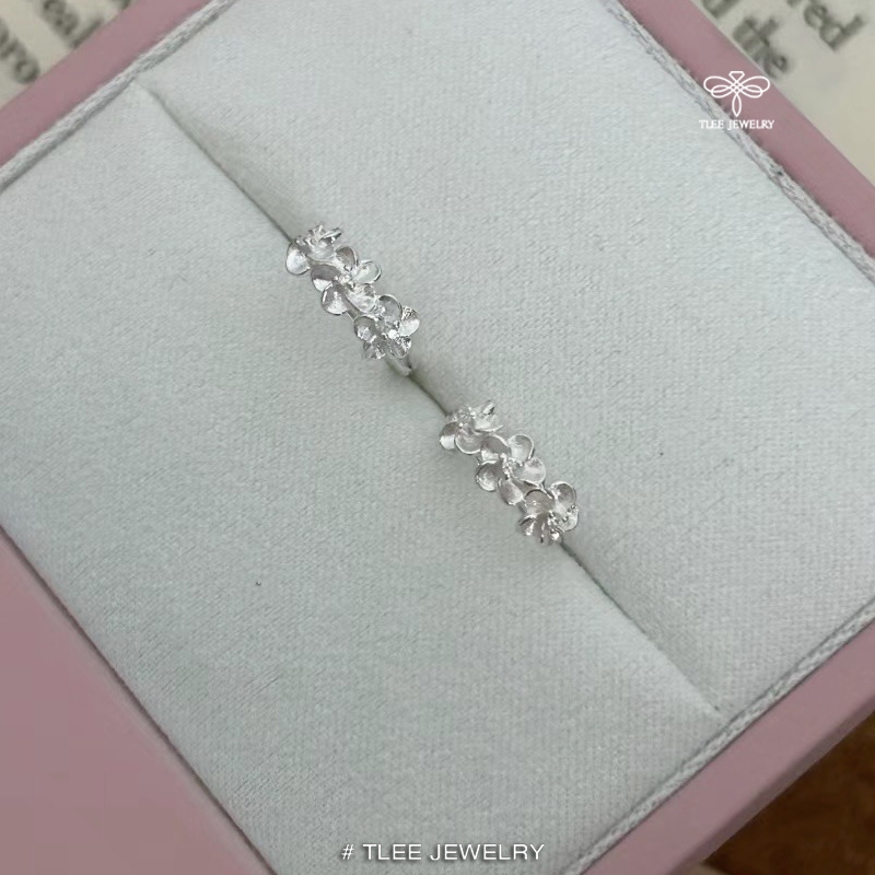 Khuyên tai bạc nữ TLEE, bông tai tròn trơn hình đài hoa xinh xắn TLEE JEWELRY B0409
