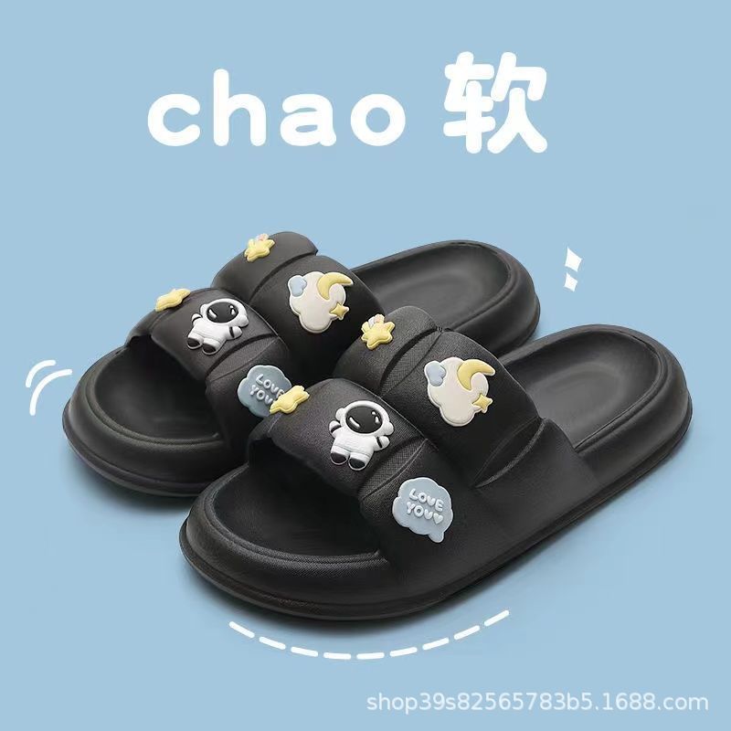 Dép CHAO quai ngang gắn sticker Phi hành gia chống trơn trượt
