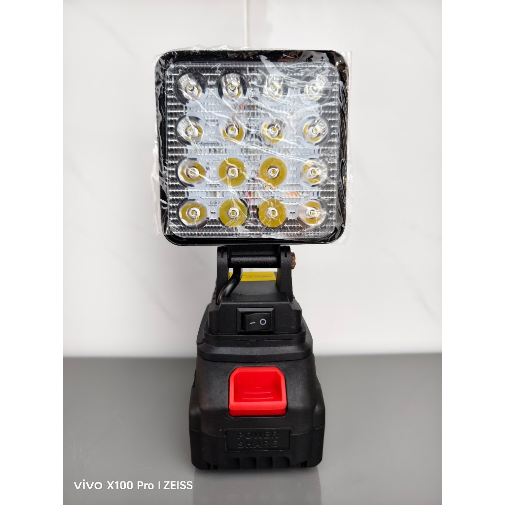 Product image Đèn Pha led 16 Bóng dùng chân pin Makita Phổ Thông ( Chưa Pin Sạc ) 3