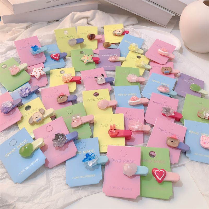 KẸP TÓC PHỐI CHARM DỄ THƯƠNG