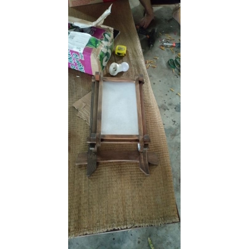 Khung Để Đèn Nội Thất Nhà Xanh 82 - Đèn Gỗ ốp Tường Theo Phong Cách Truyền Thống Nhật Bản
