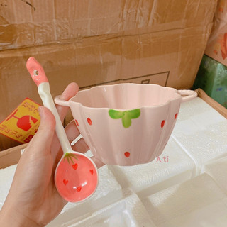 T&T0047 Set bát sứ cao cấp kèm thìa dâu xinh xinh