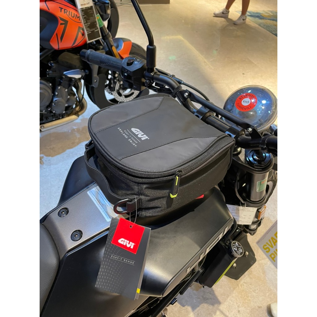 Borsa Serbatoio GIVI EA144B Tanklock 5 Litri Nero + Attacco BF11 Per Ducati Multistrada 950 S 2019-2021