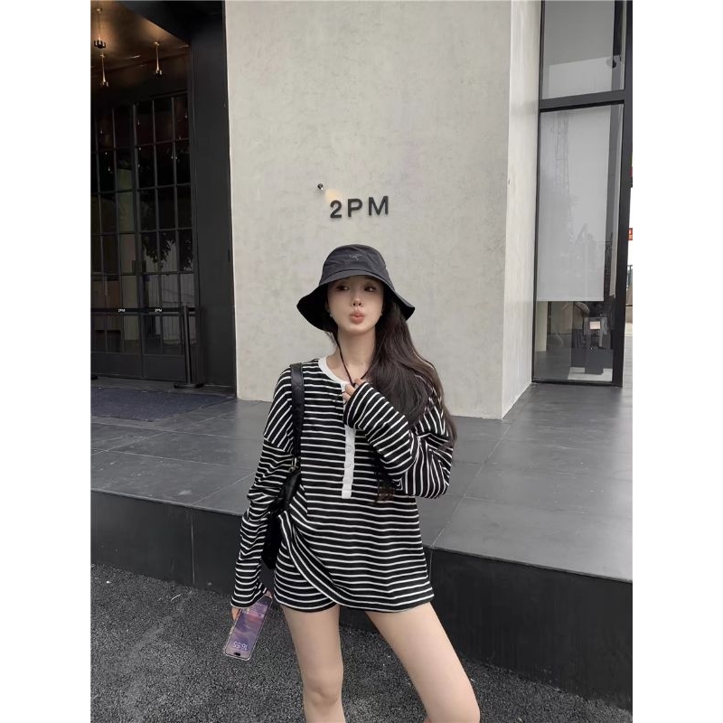 M.H STYLE  (SẴN) Sét áo phông+ quần short kẻ karo kèm ảnh cận chất