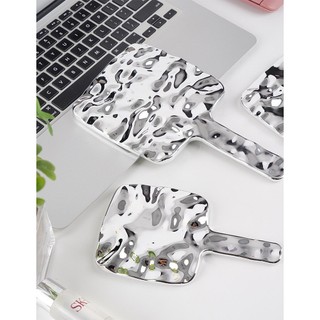 Gương cầm tay bỏ túi gương GỢN SÓNG NƯỚC họa tiết sành điệu sang trọng, Gương trang điểm cầm tay màu bạc sang trọng