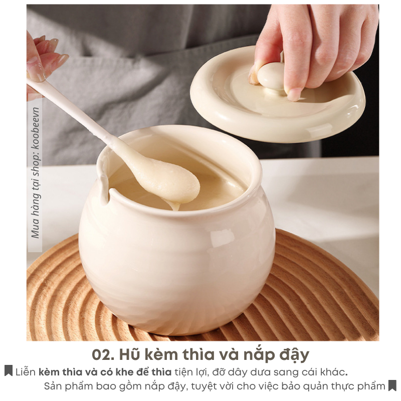 Hũ Thố Gốm Sứ Đựng Mỡ Lợn, Gia Vị 600ml KOOBEE Không Chì Chịu Nhiệt Kèm Thìa Có Nắp Đậy Cao Cấp| 102
