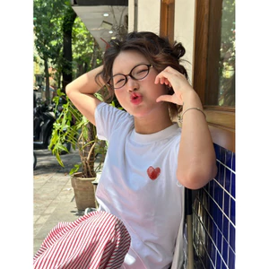 Áo Thun Nữ Baby Tee " LOVEEEE " - Kraken Drk cotton 250gsm.