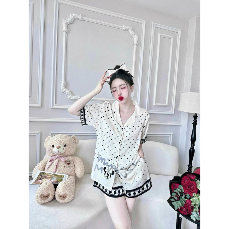 Chuột bi đen đùi