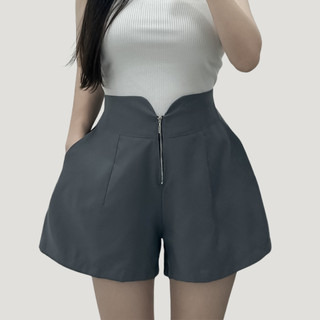 Quần Đùi Bigsize Nữ Lưng Cao Khóa Kéo Vải Satin Đứng Form Không Nhăn Ống Rộng Q24