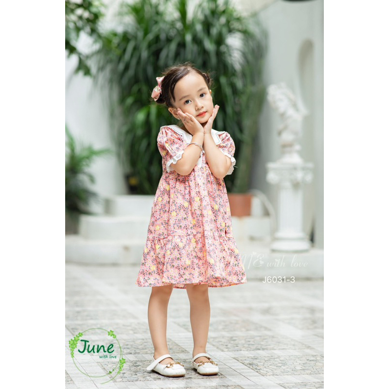 Váy bé gái cộc tay June J6031 hoạ tiết hoa nhí cổ bèo xinh xắn cho bé 1–10 tuổi (10–40kg)