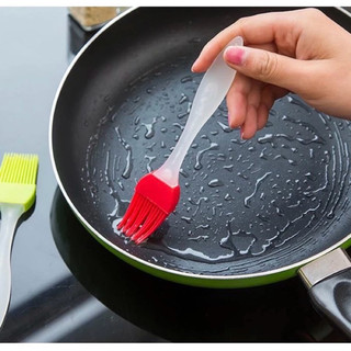 T&T0063 Cọ,chổi quét dầu ăn bằng silicon nhỏ gọn tiện lợi chịu nhiệt độ cao