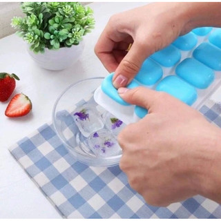 T&T0066 Khay làm đá silicon 14 ô có nắp đậy tránh bị mùi tủ lạnh an toàn đa năng
