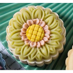 Khuôn trung thu lò xo 75g 4 mặt Hoa Nhật - KH243G