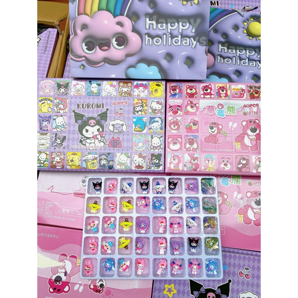 Bộ Đồ Chơi Hộp Quà Bí Mật 40 Ô Kuromi Hidden Box 40 món và Gấu Dâu cao ...