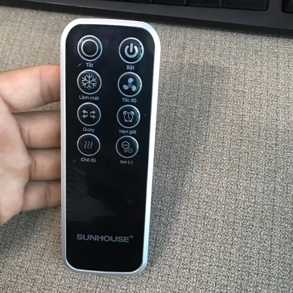 Remote Điều khiển quạt điều hòa sunhouse SHD7742 màu đen hàng chính hãng mới 100%  Tặng kèm pin !