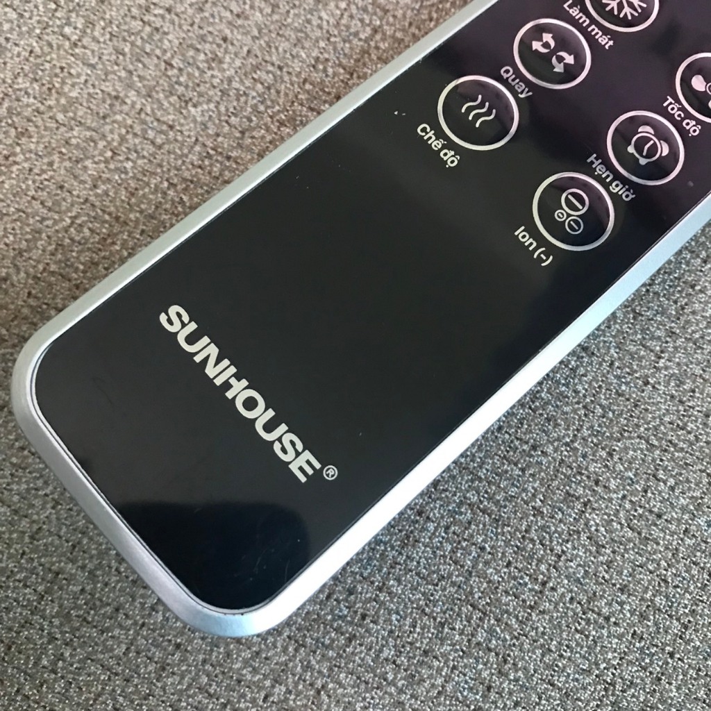 Remote Điều khiển quạt điều hòa sunhouse SHD7742 màu đen hàng chính hãng mới 100%  Tặng kèm pin !