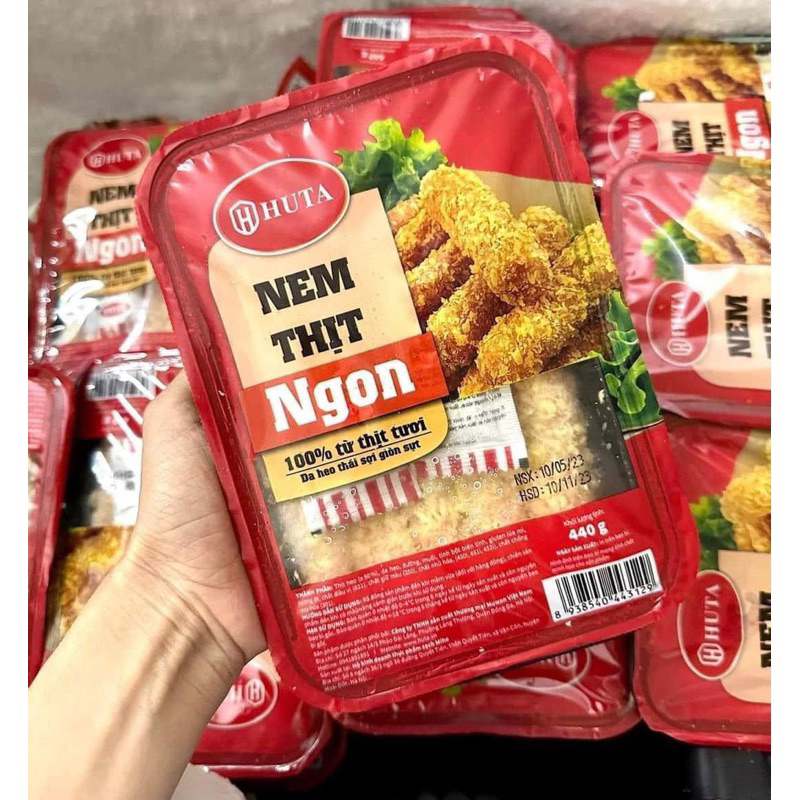 Nem chua rán hộp HUTA kèm tương ớt, nem chua ăn vặt hộp 440g | Shopee ...