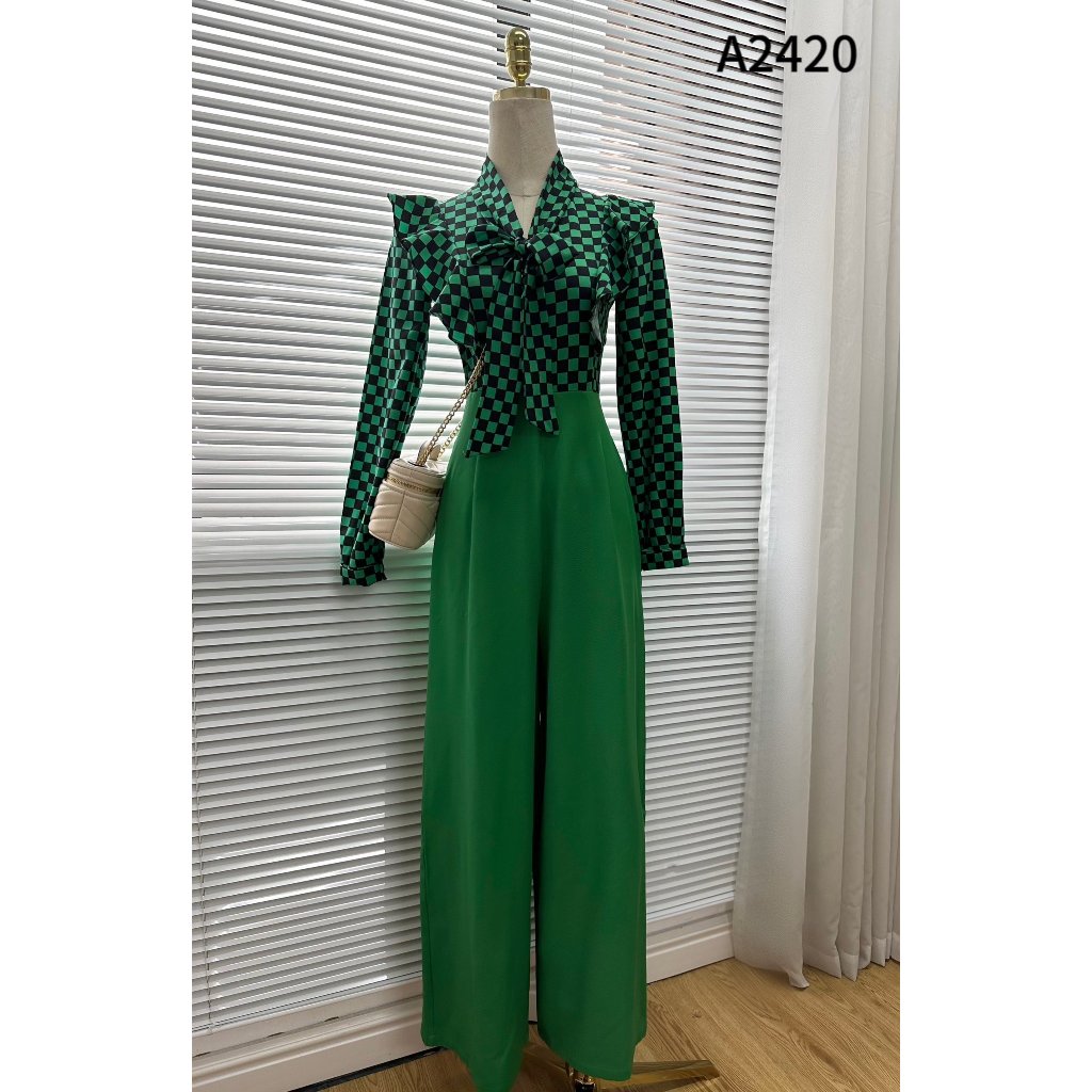 Jumpsuit thân trên họa tiết kẻ phối quần culottes ông rộng A2420