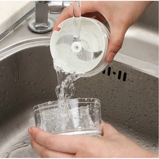T&T0081 Dụng cụ xay tỏi ớt mini cầm tay vô cùng nhỏ gọn và tiện ích