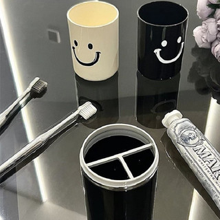 Hộp Đựng Bàn Chải Kem Đánh Răng Kết Hợp Cốc Đánh Răng Mặt Cười Cao Cấp Đi Du Lịch