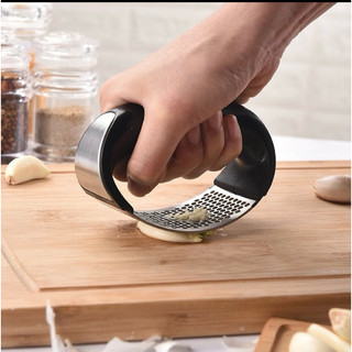 Dụng cụ dập,ép,nghiền tỏi hành ionx tiện lợi bằng thép không rỉ